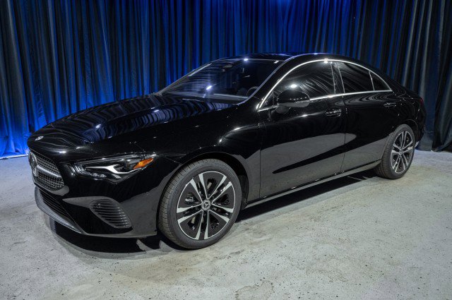 New 2025 Mercedes-Benz CLA 250 4MATIC image 1