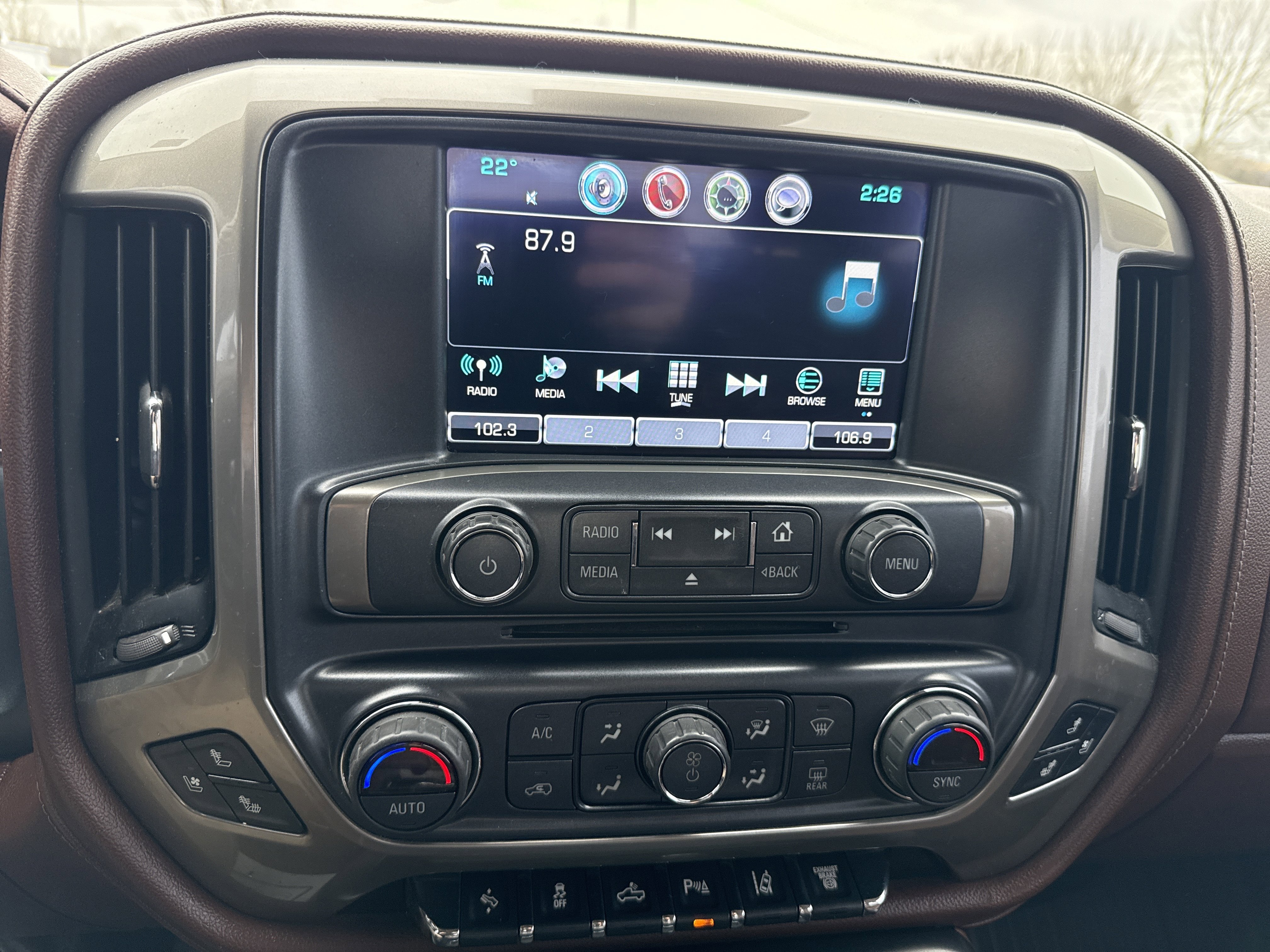 Used 2019 Chevrolet Silverado 2500 High Country w/ Duramax Plus Package image 20