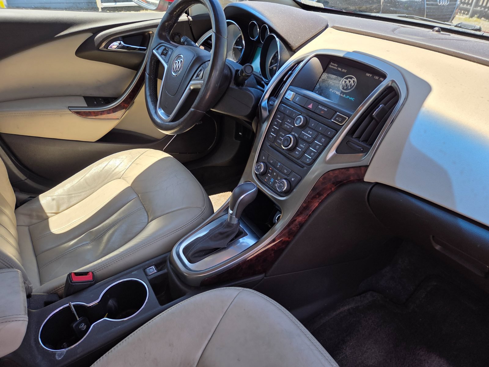 Used 2013 Buick Verano Leather FWD image 15