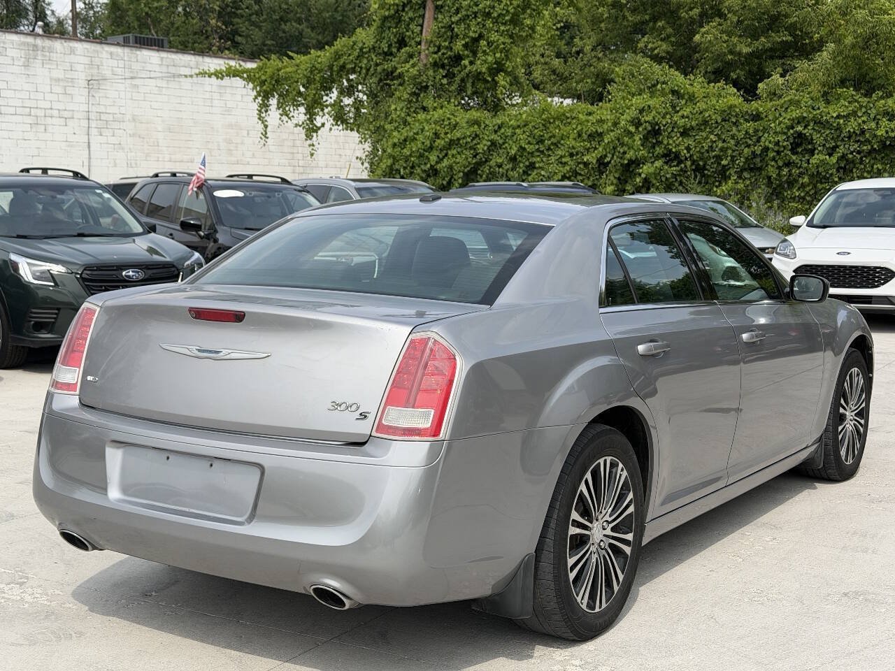 Used 2014 Chrysler 300 S AWD/4WD image 7