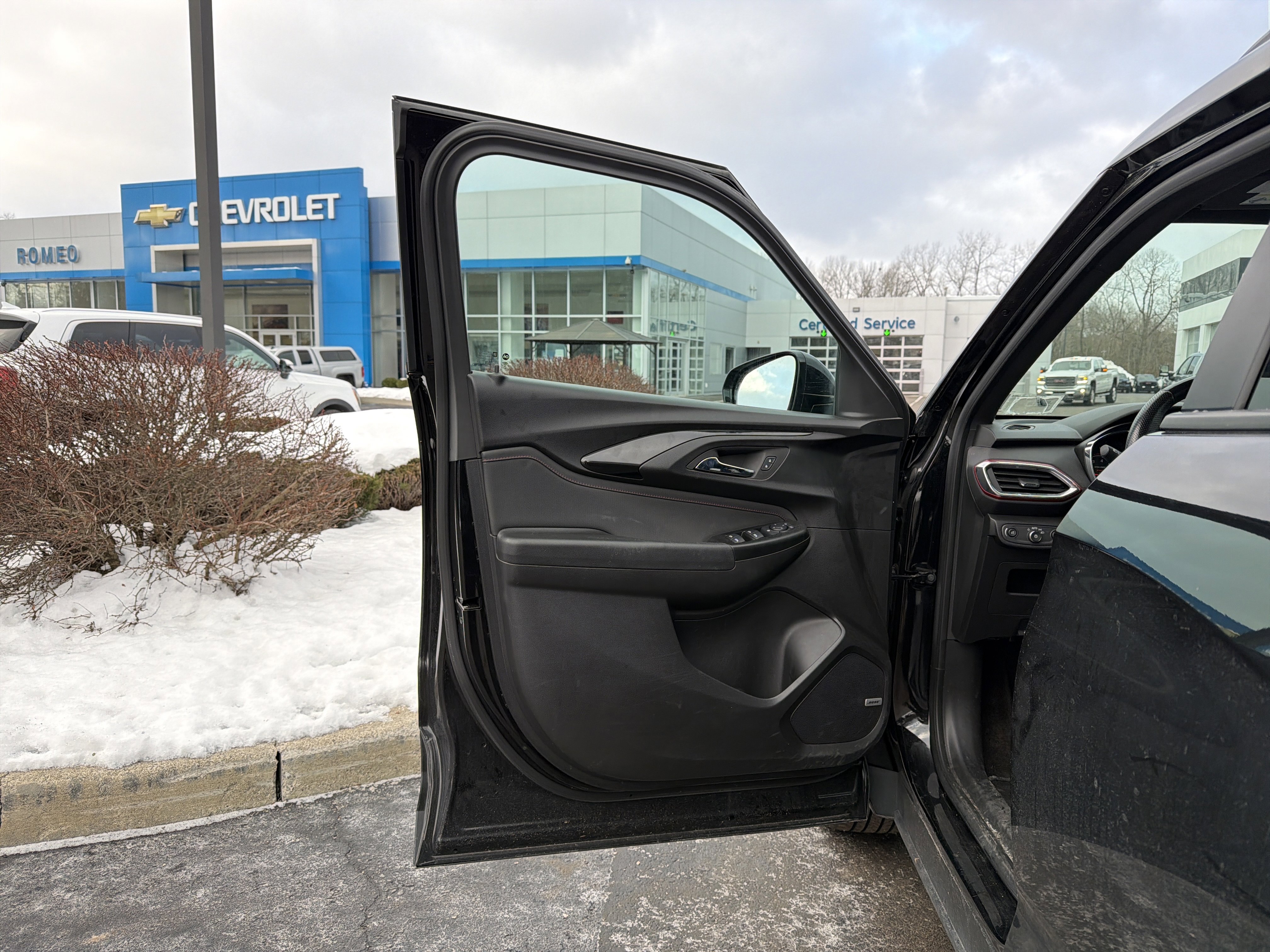 Used 2023 Chevrolet TrailBlazer RS w/ Technology Package image 11