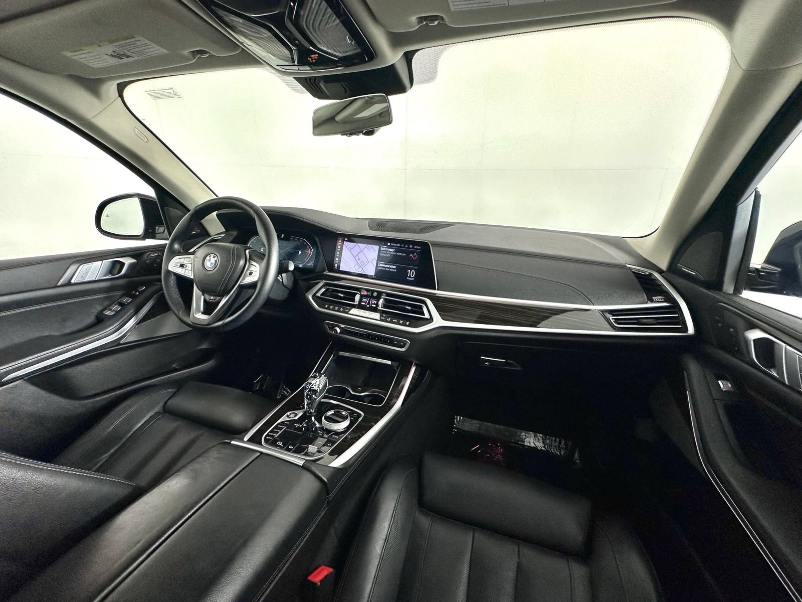 Used 2021 BMW X7 xDrive40i w/ Premium Package AWD/4WD image 2