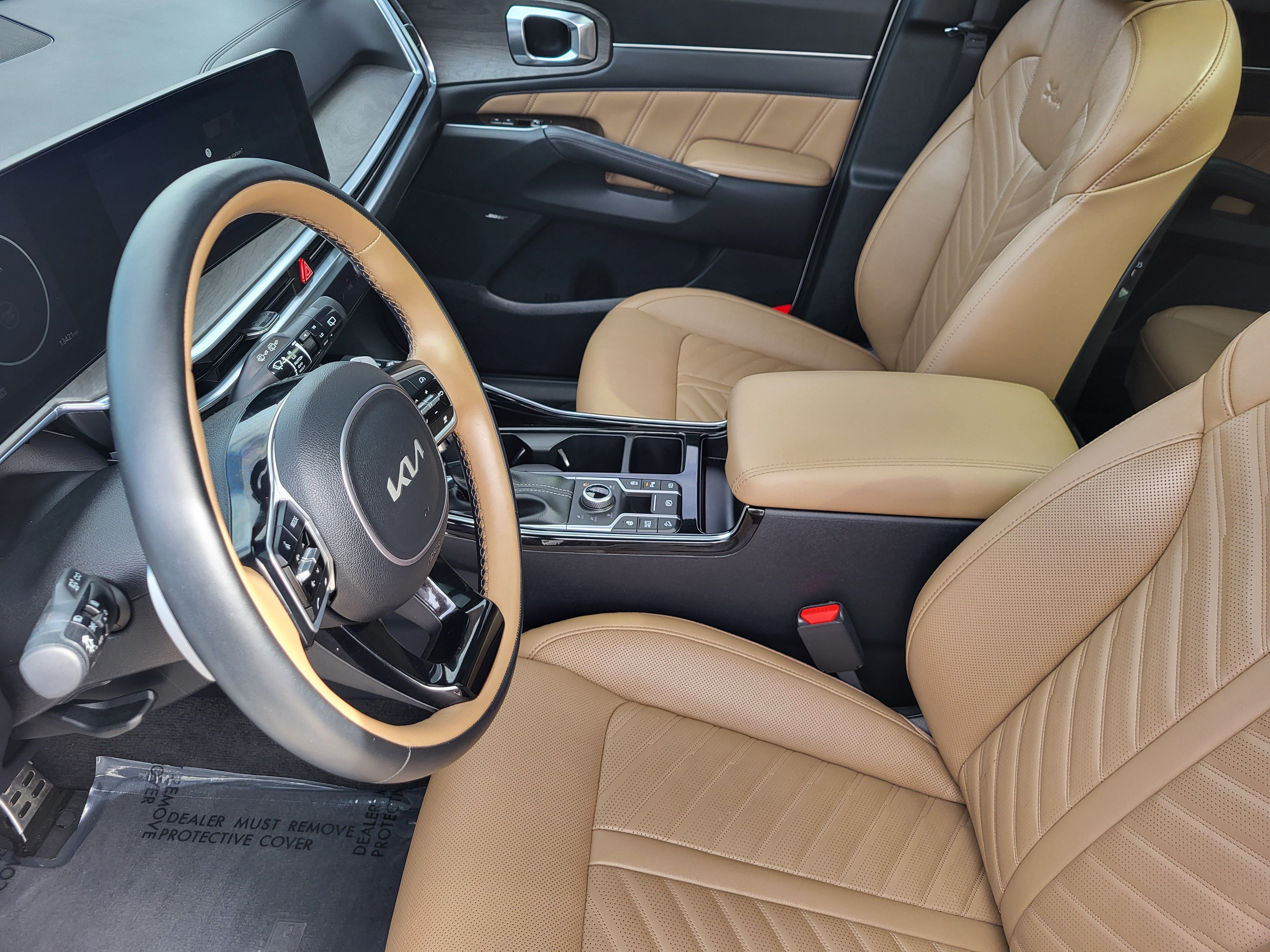 Used 2025 Kia Sorento SX Prestige w/ Olive Brown Leather Package AWD/4WD image 13