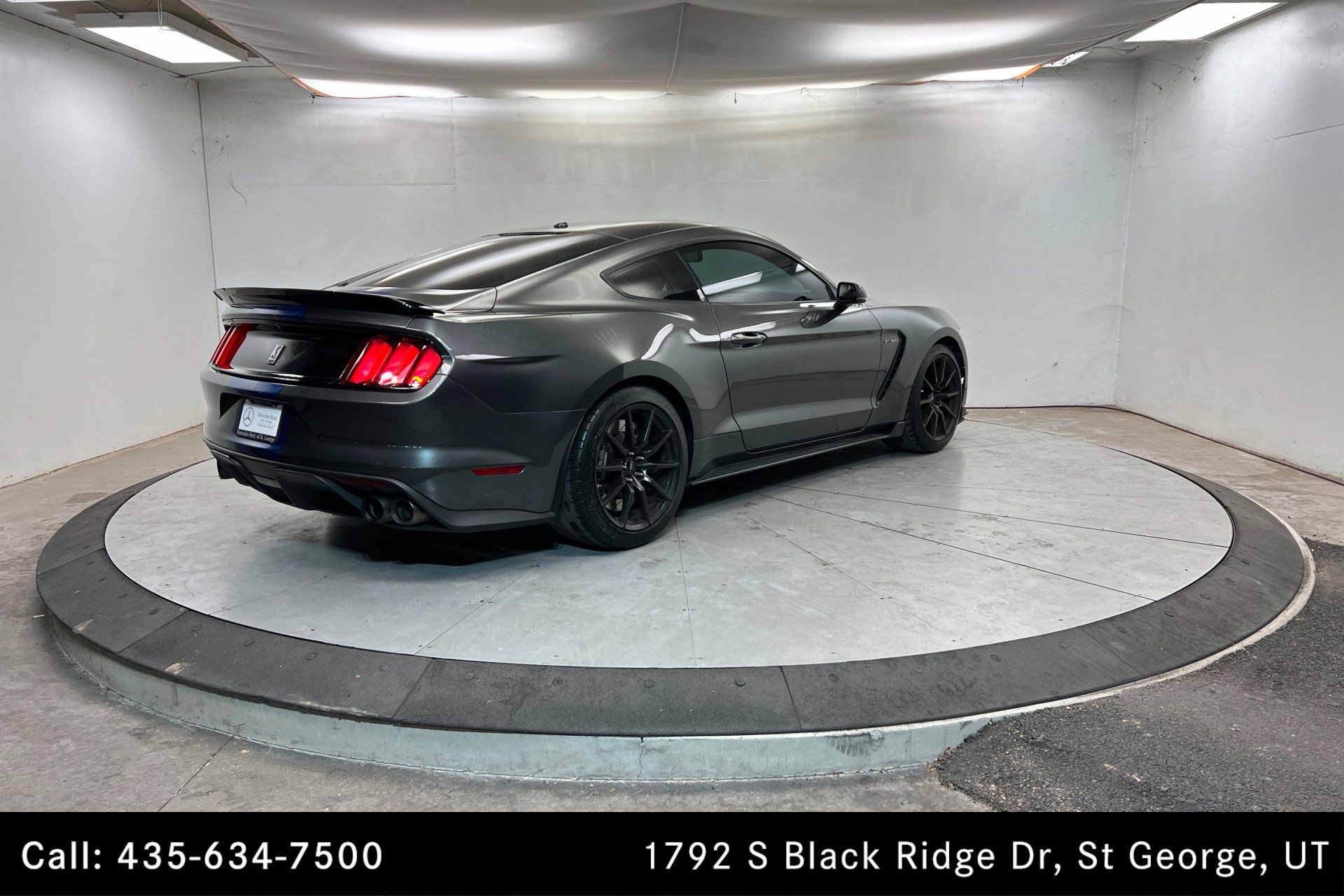 Used 2017 Ford Mustang Shelby GT350 image 5