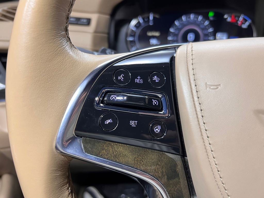 Used 2020 Cadillac Escalade Platinum AWD/4WD image 28