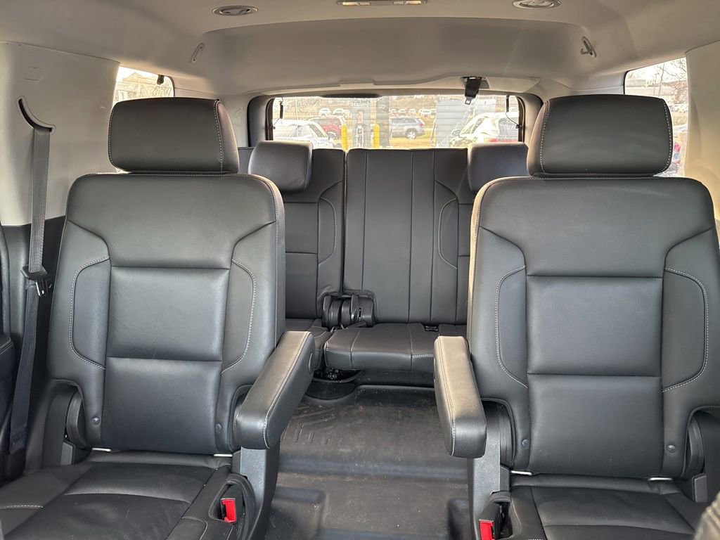 Used 2019 GMC Yukon SLT w/ Premium Edition image 32