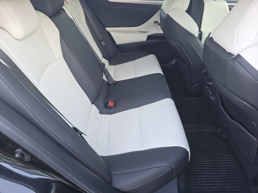 Certified 2025 Lexus ES 350 F Sport image 23