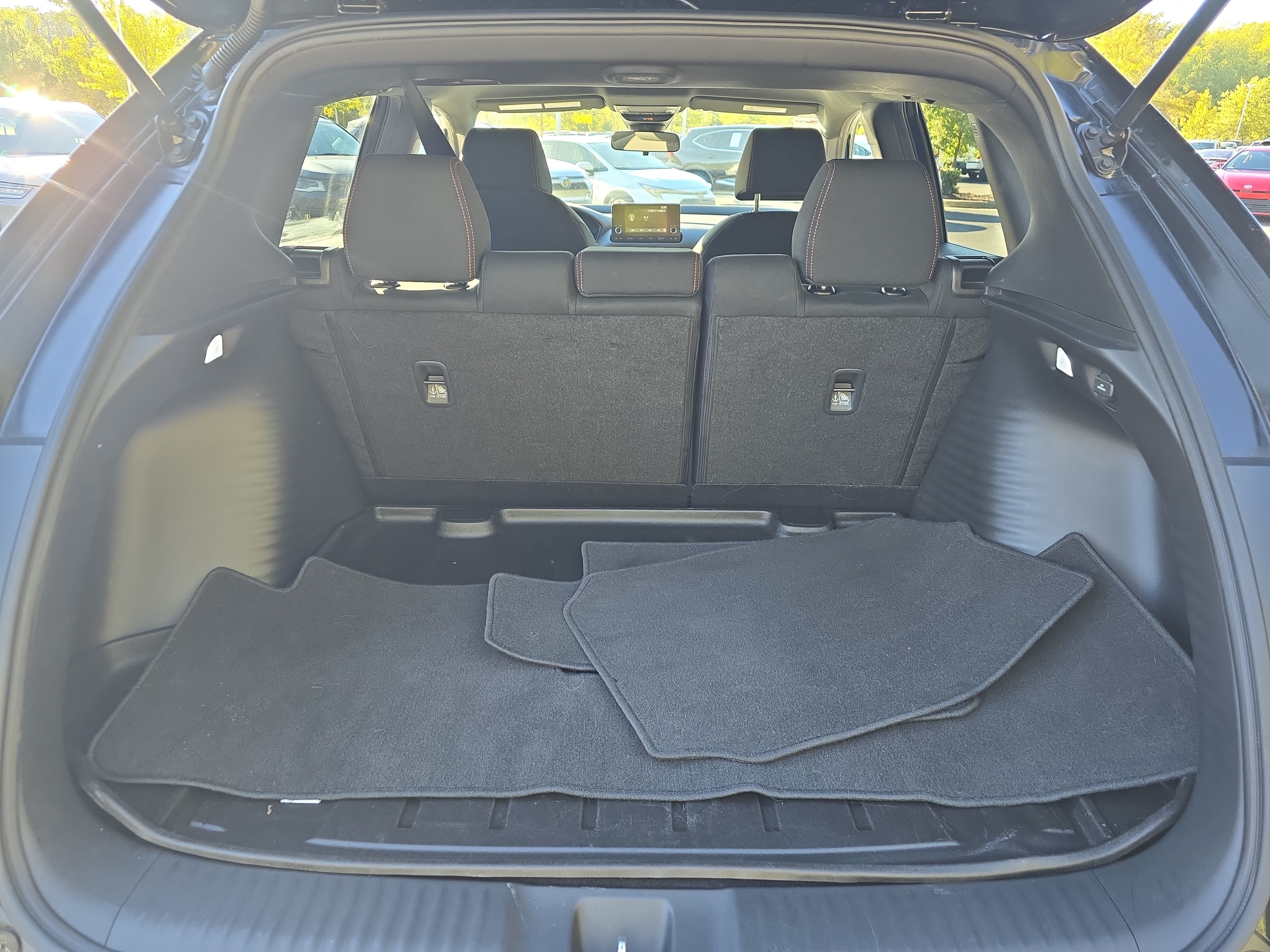 Used 2024 Honda HR-V Sport image 12