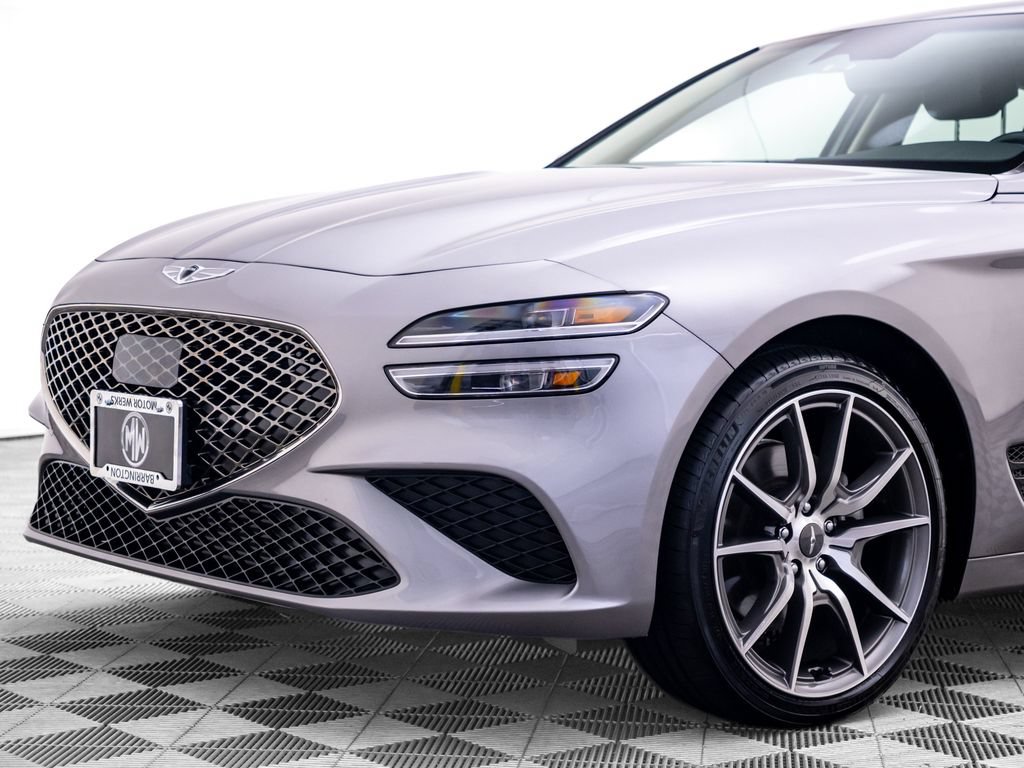 Used 2023 Genesis G70 2.0T AWD/4WD image 39