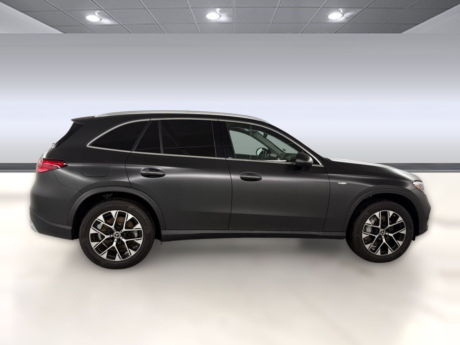 Used 2025 Mercedes-Benz GLC 350e 4MATIC image 8