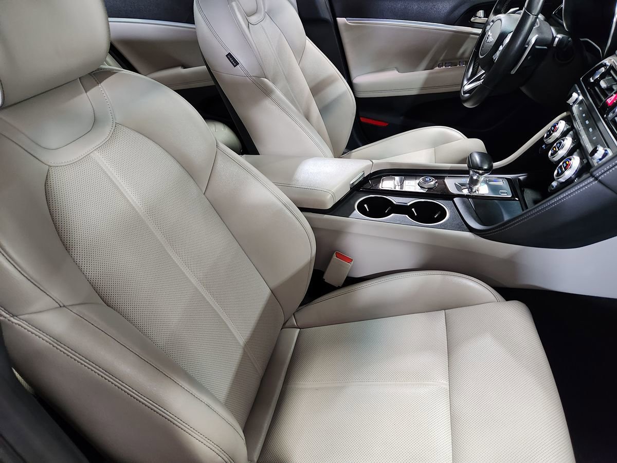 Used 2023 Genesis G70 2.0T RWD image 31