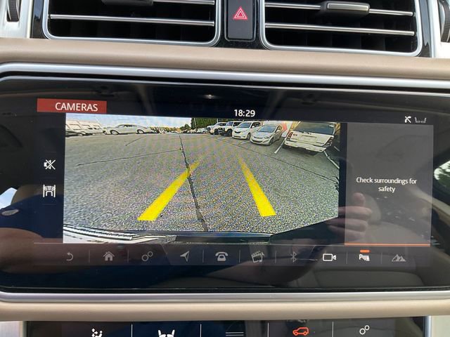 Used 2019 Land Rover Range Rover Supercharged AWD/4WD image 14