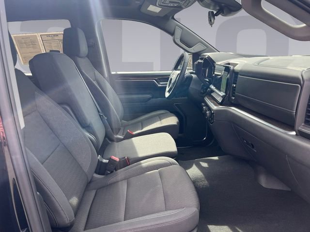 Used 2025 Chevrolet Silverado 1500 LT w/ Convenience Package II image 17