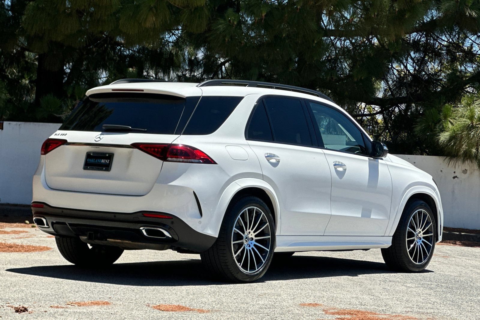 Certified 2022 Mercedes-Benz GLE 350 image 4