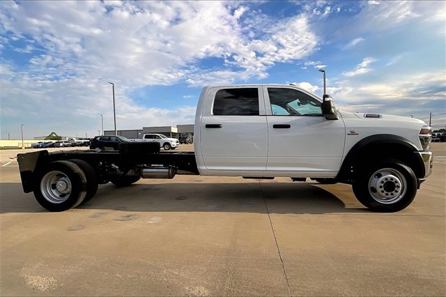 New 2026 RAM 5500 Tradesman w/ Chrome Appearance Group image 15
