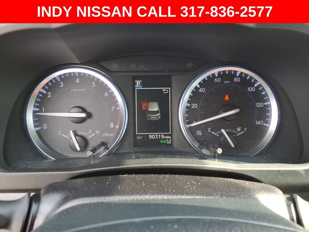 Used 2019 Toyota Highlander XLE image 18