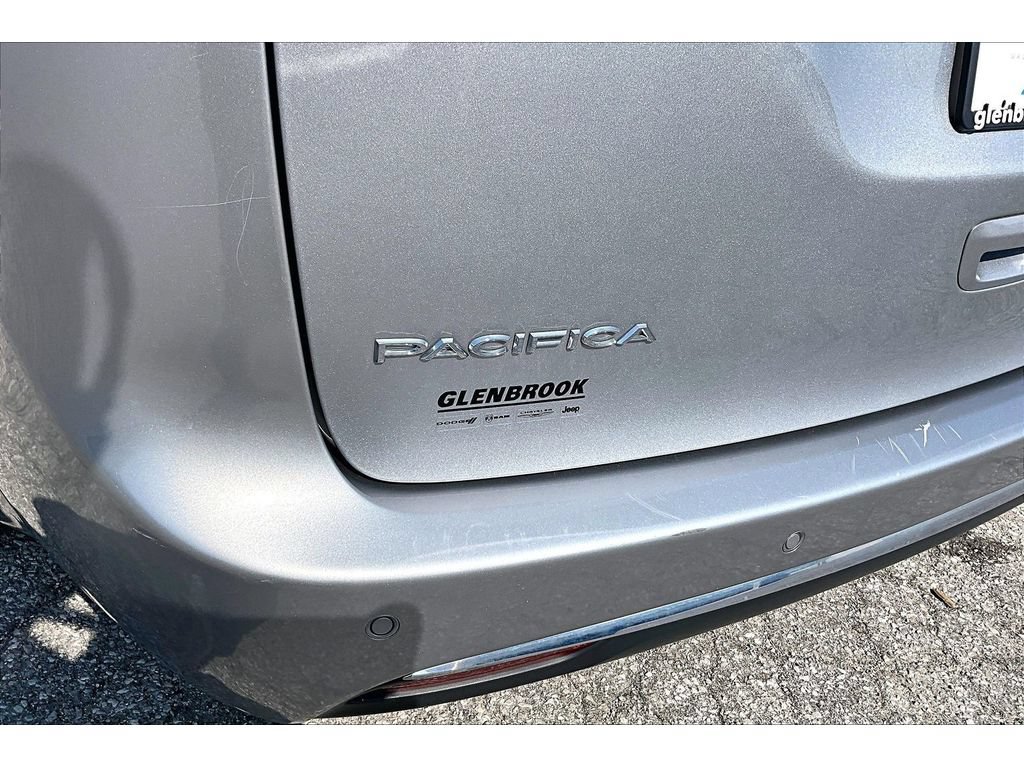 Certified 2019 Chrysler Pacifica Touring Plus FWD image 38