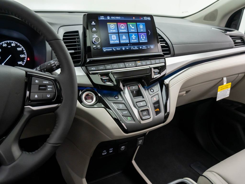 New 2026 Honda Odyssey Touring image 13