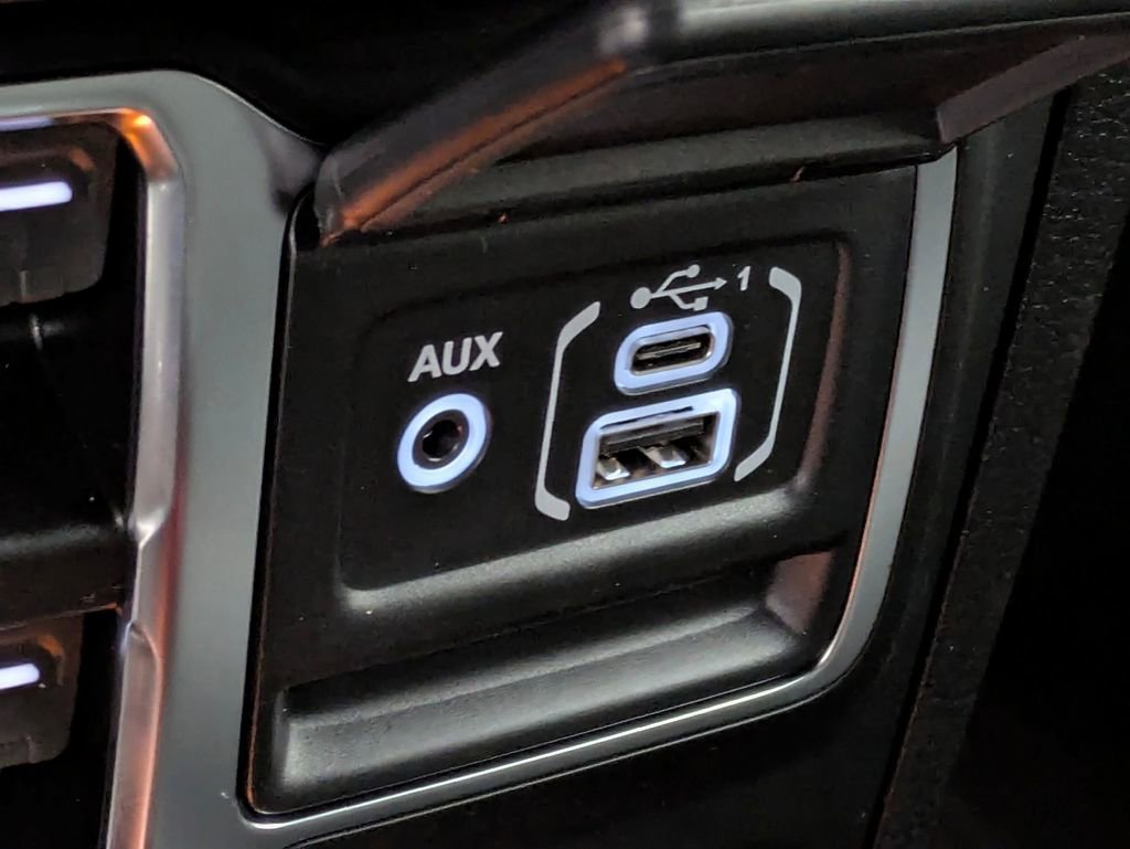 New 2025 Jeep Wrangler Unlimited Rubicon 392 image 32