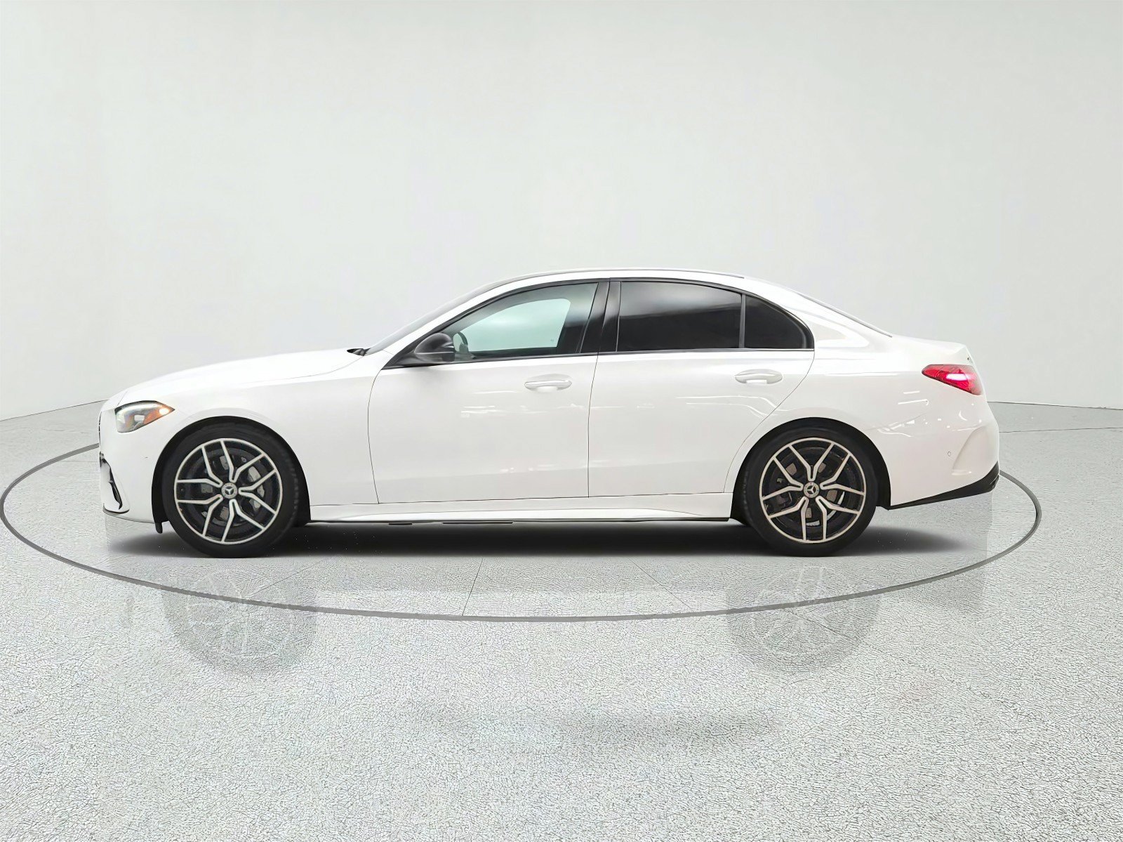 Used 2023 Mercedes-Benz C 300 Sedan image 8