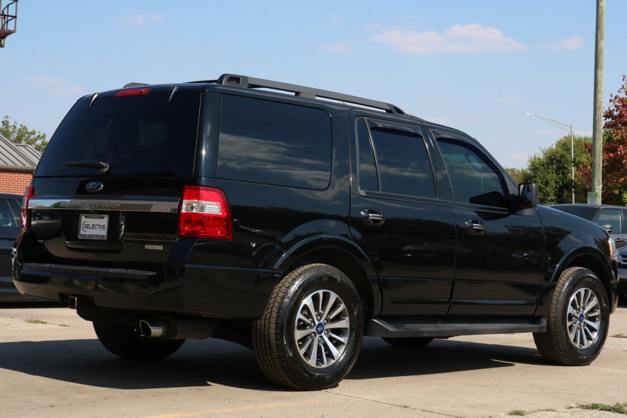Used 2017 Ford Expedition XLT w/ Equipment Group 202A image 8