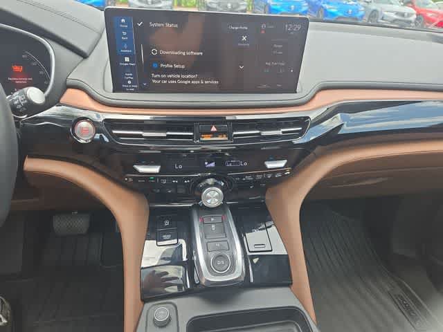 Certified 2025 Acura MDX FWD w/ Technology Package image 29