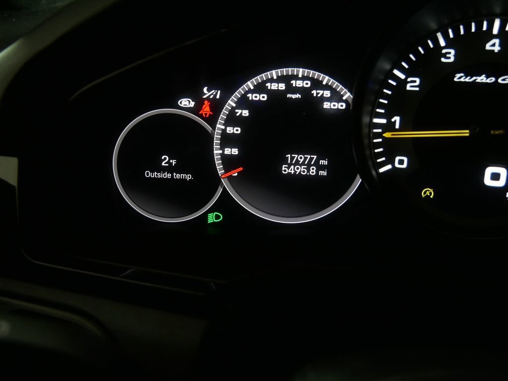 Used 2022 Porsche Cayenne Turbo GT image 26