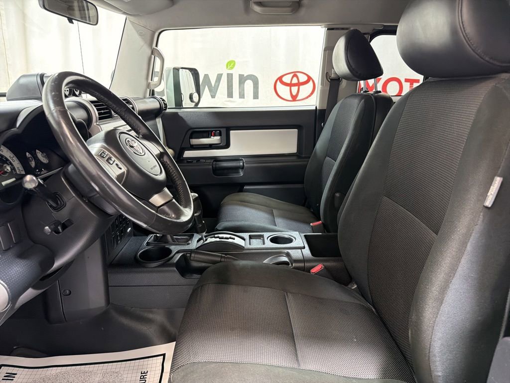 Used 2008 Toyota FJ Cruiser 4WD image 16