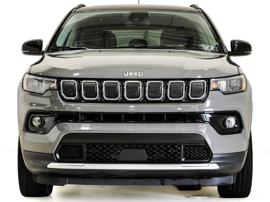 Used 2022 Jeep Compass Limited w/ Sun and Sound Group AWD/4WD image 2