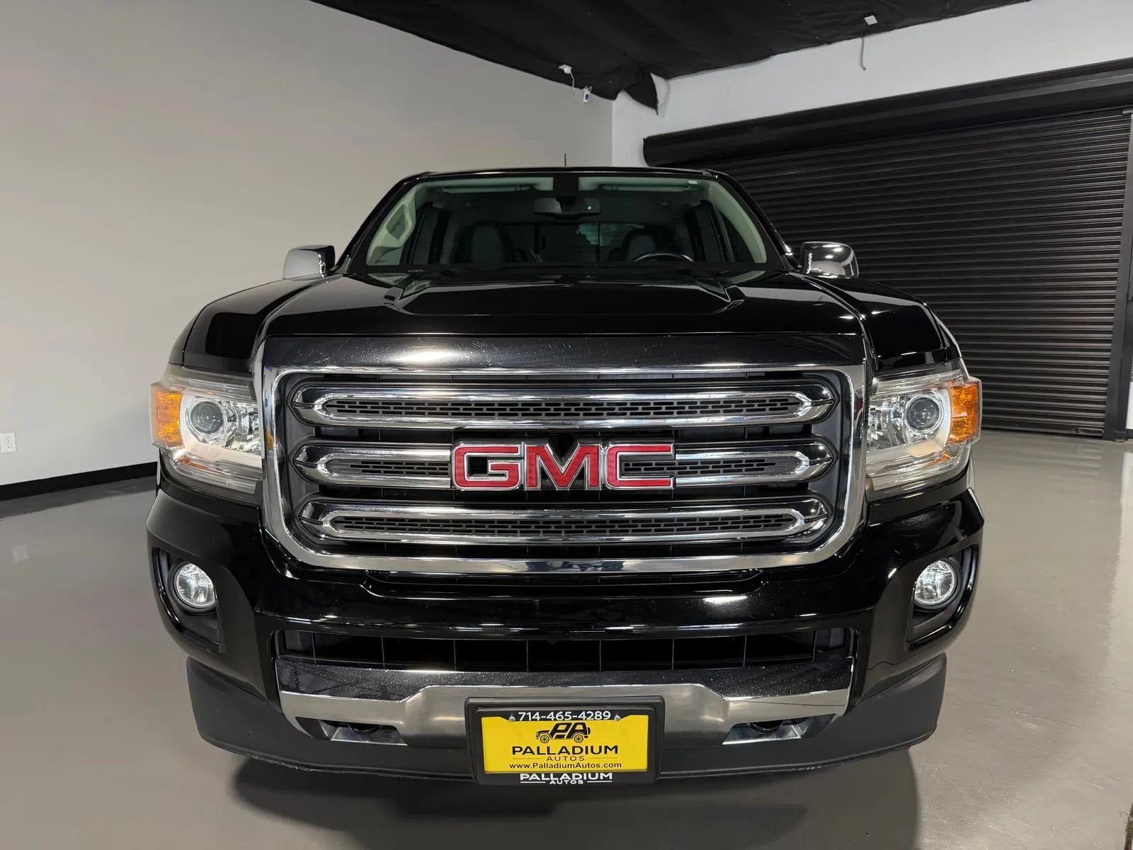 Used 2015 GMC Canyon SLT AWD/4WD image 2