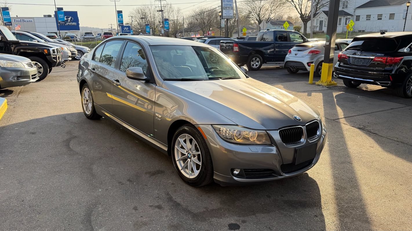 Used 2010 BMW 328i xDrive Sedan w/ Premium Pkg AWD/4WD image 8