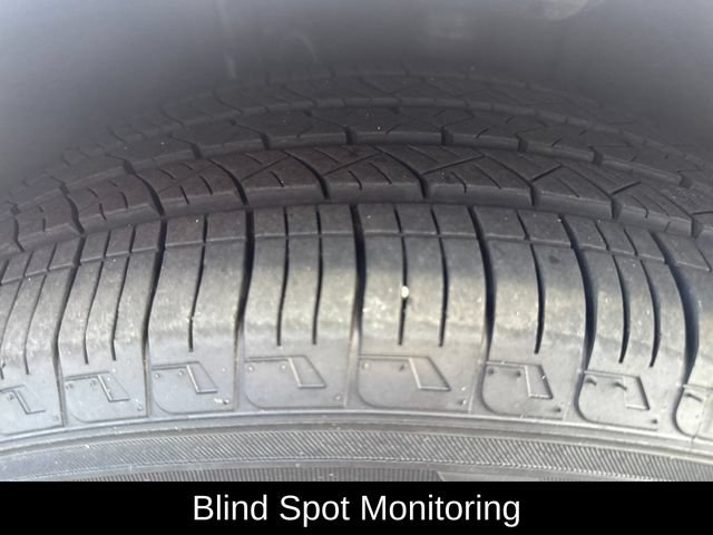 Used 2025 Toyota Sienna LE FWD image 11