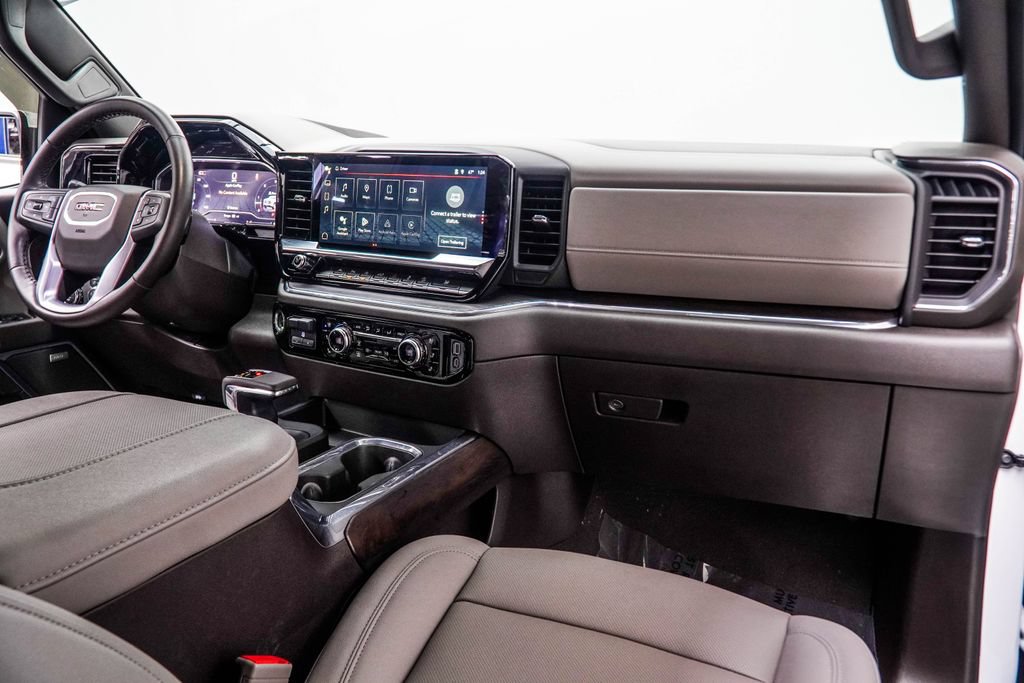 Used 2024 GMC Sierra 1500 SLT w/ SLT Premium Plus Package AWD/4WD image 16