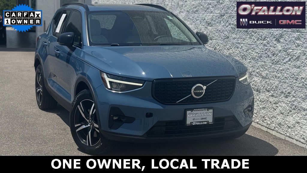 Used 2023 Volvo XC40 B5 Plus w/ Protection Package Premier