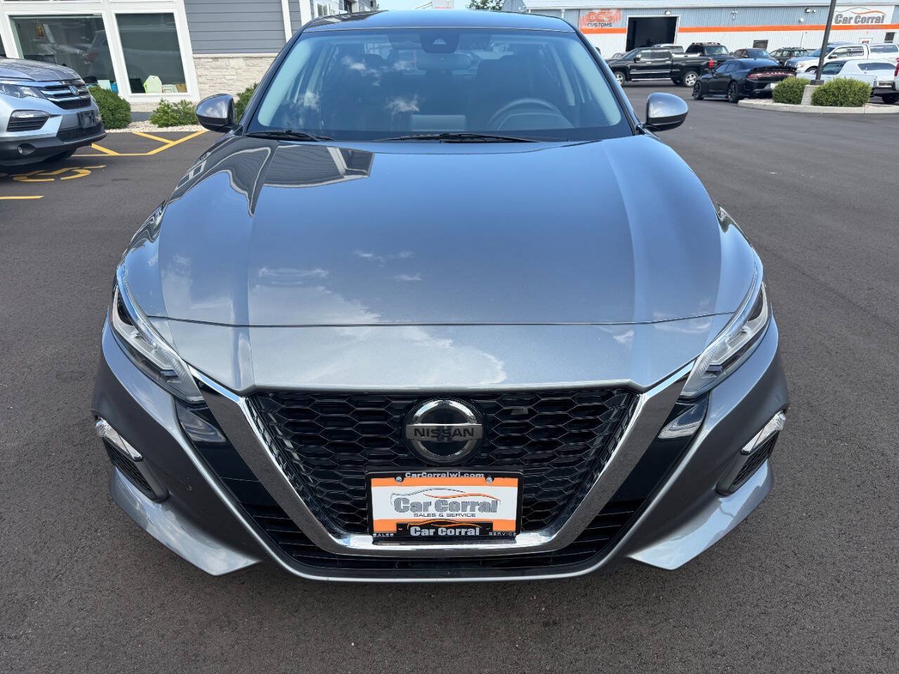 Used 2022 Nissan Altima 2.5 SV FWD image 8