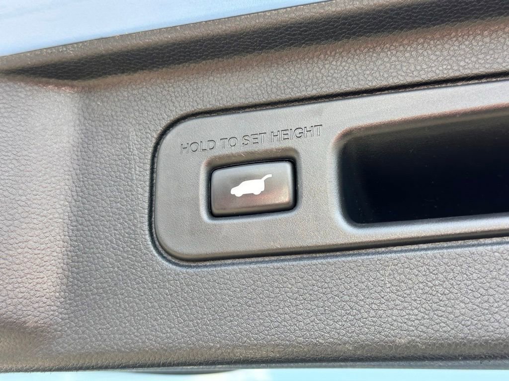 Used 2023 Honda Pilot TrailSport image 45