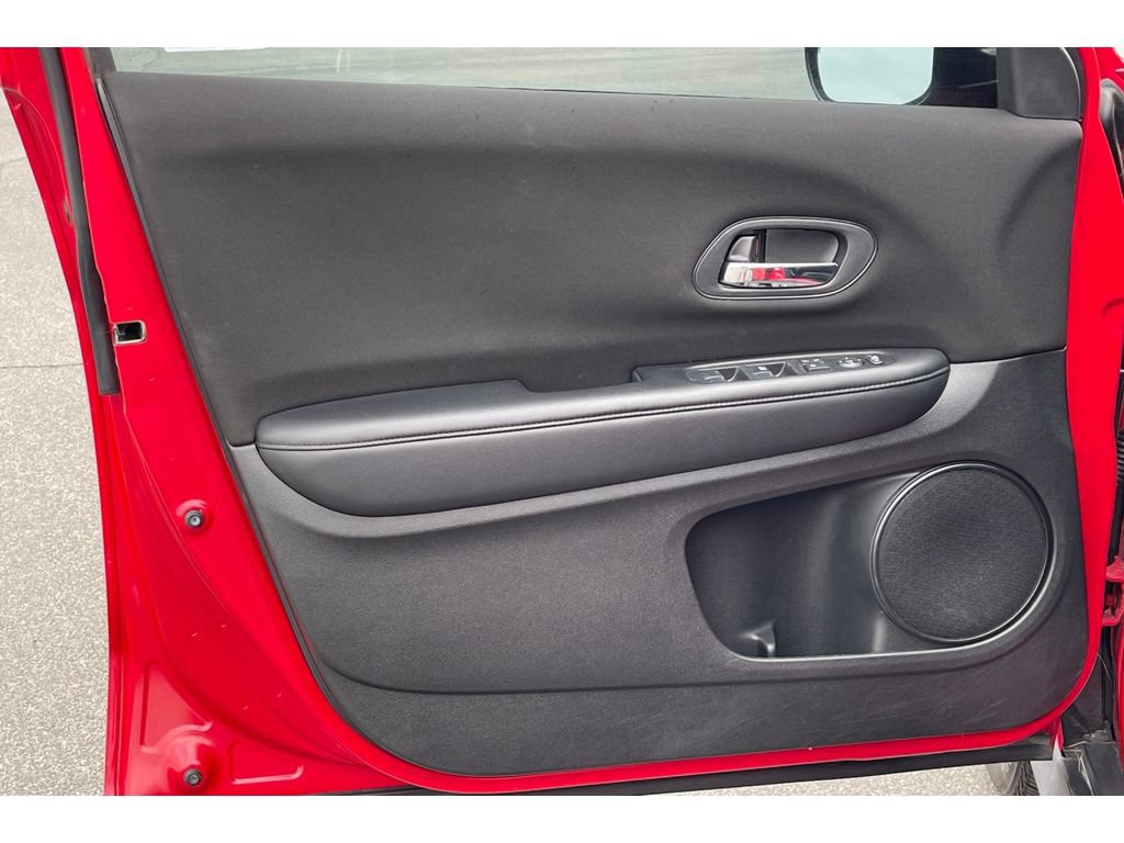 Certified 2017 Honda HR-V LX image 11