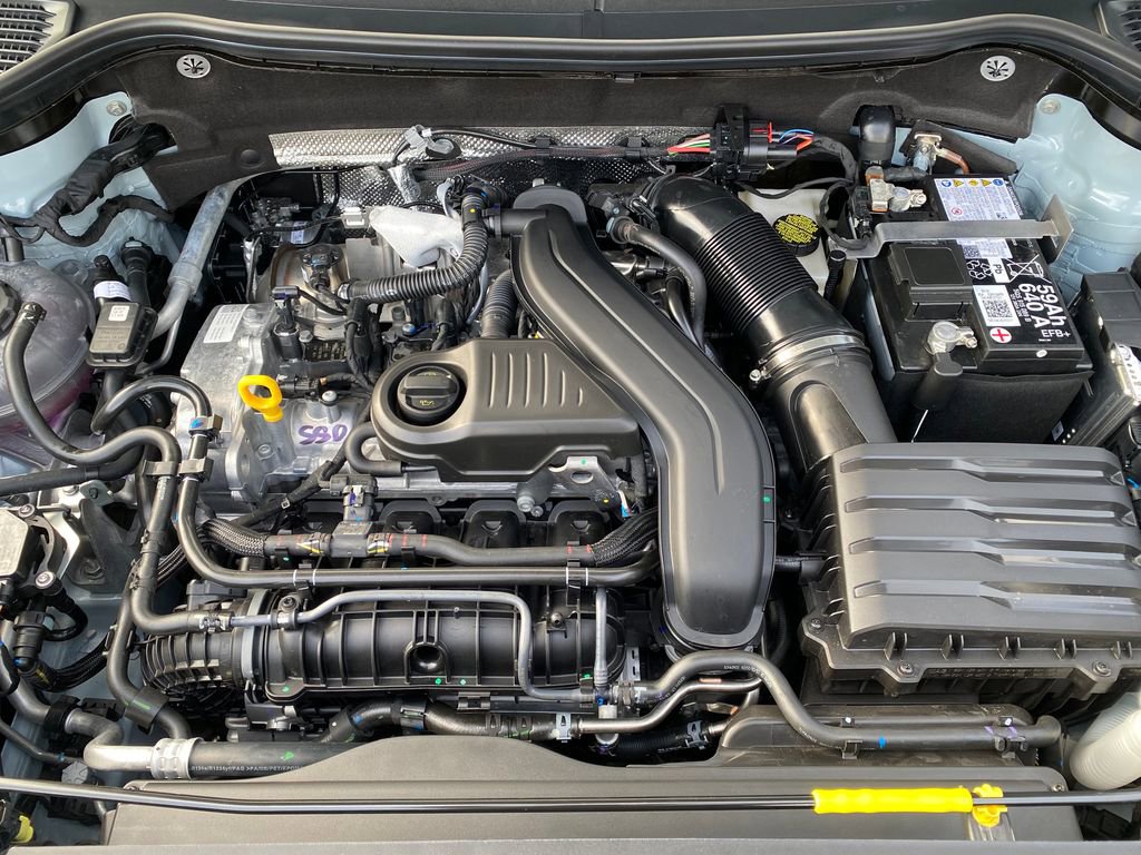 New 2026 Volkswagen Taos SE FWD image 28