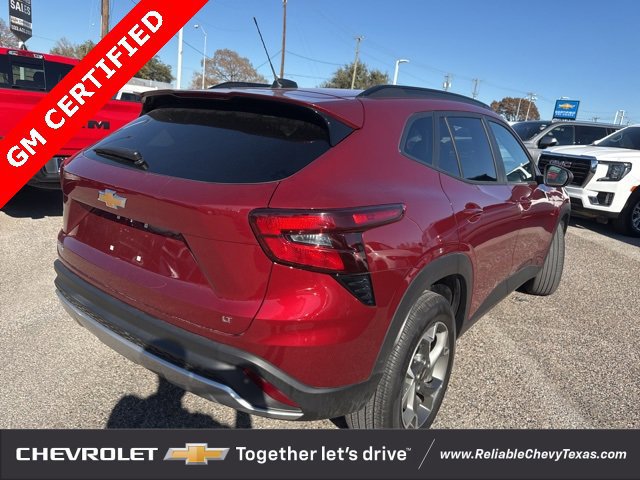 Certified 2025 Chevrolet Trax LT w/ LT Convenience Package image 9