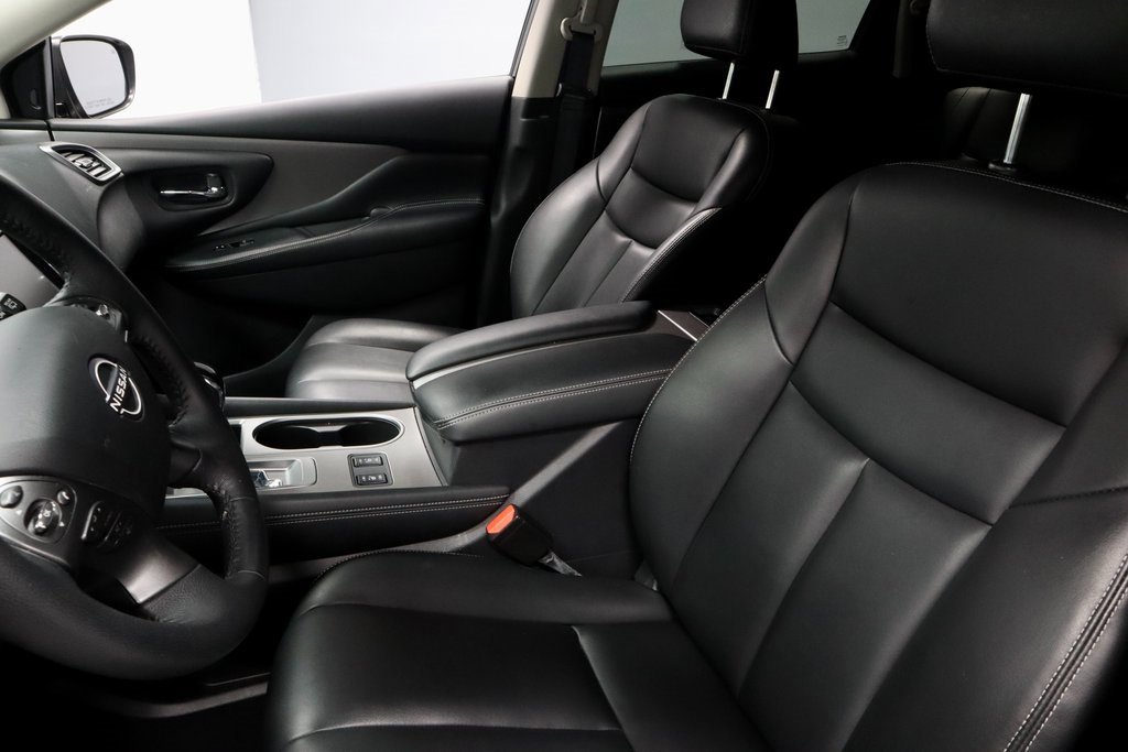Certified 2024 Nissan Murano SV w/ SV Midnight Edition Package image 26