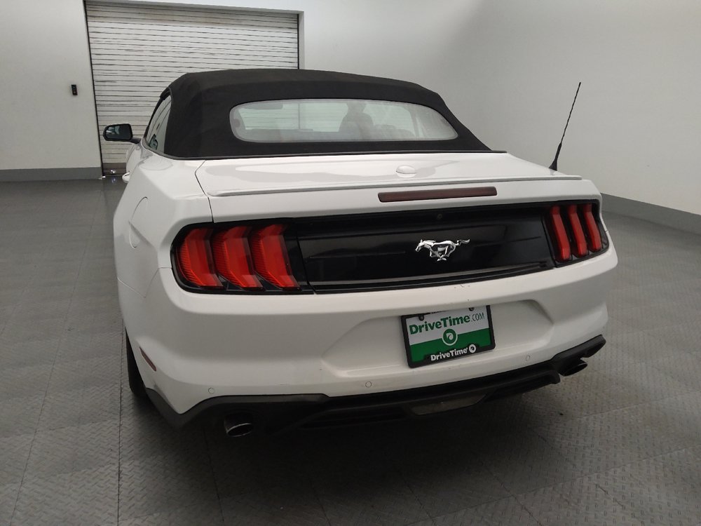 Used 2020 Ford Mustang Premium RWD image 6