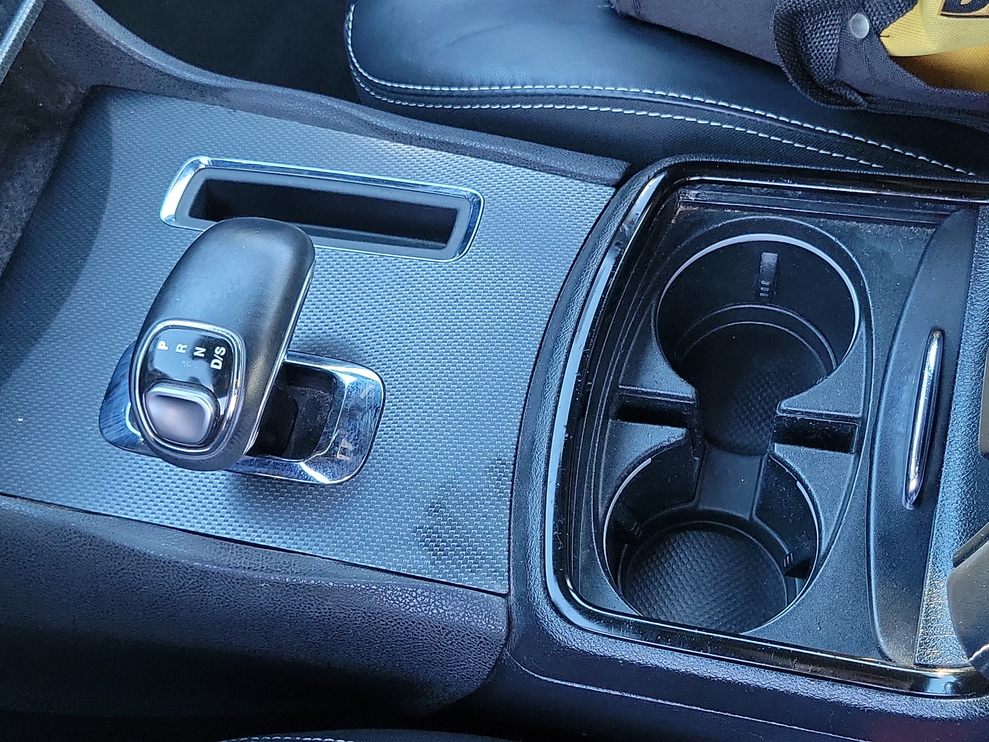 Used 2014 Chrysler 300 S RWD image 16