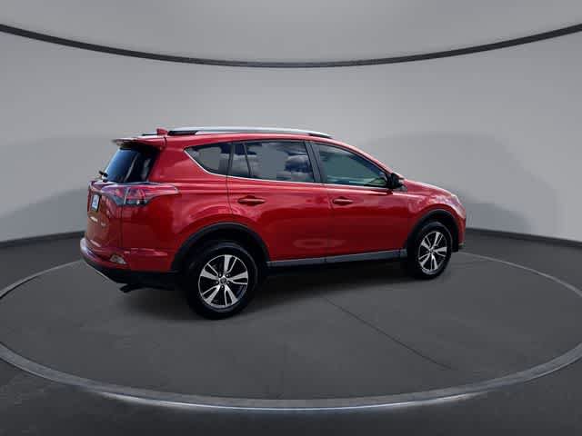 Used 2017 Toyota RAV4 XLE FWD image 8