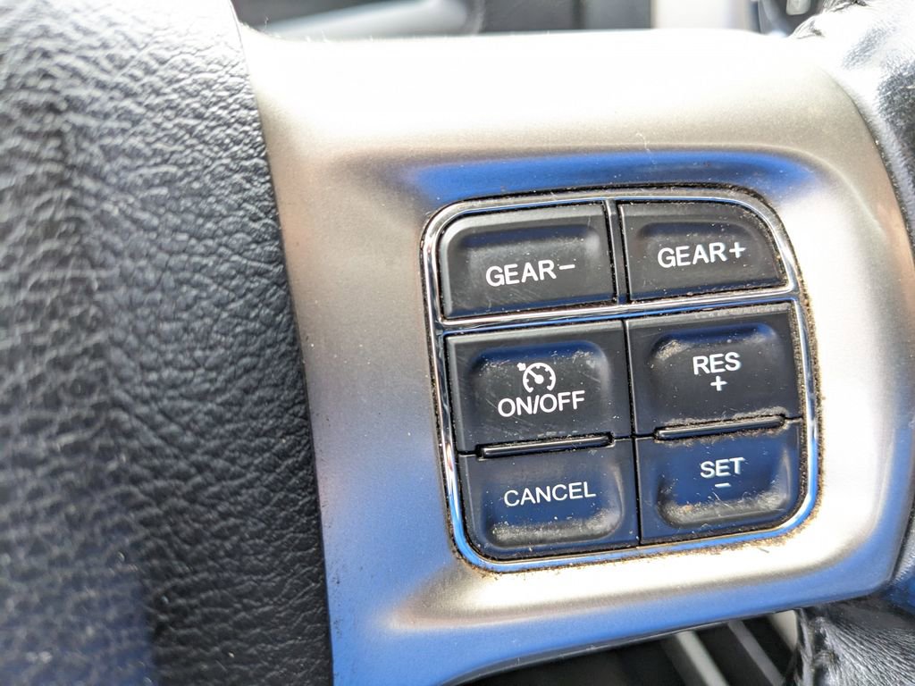 Used 2016 RAM 1500 Laramie w/ Convenience Group AWD/4WD image 28