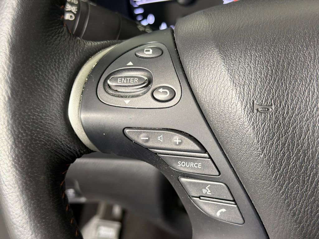 Used 2016 Lexus IS 200t w/ F Sport Package RWD image 27