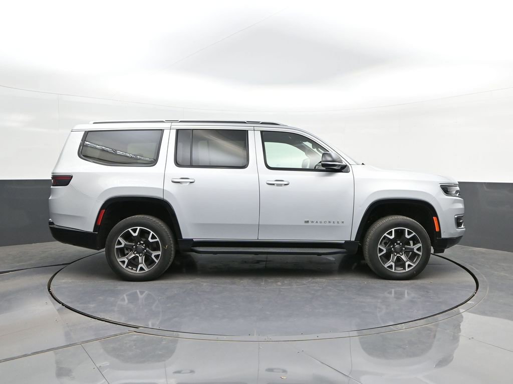 Used 2024 Jeep Wagoneer Series III AWD/4WD image 24