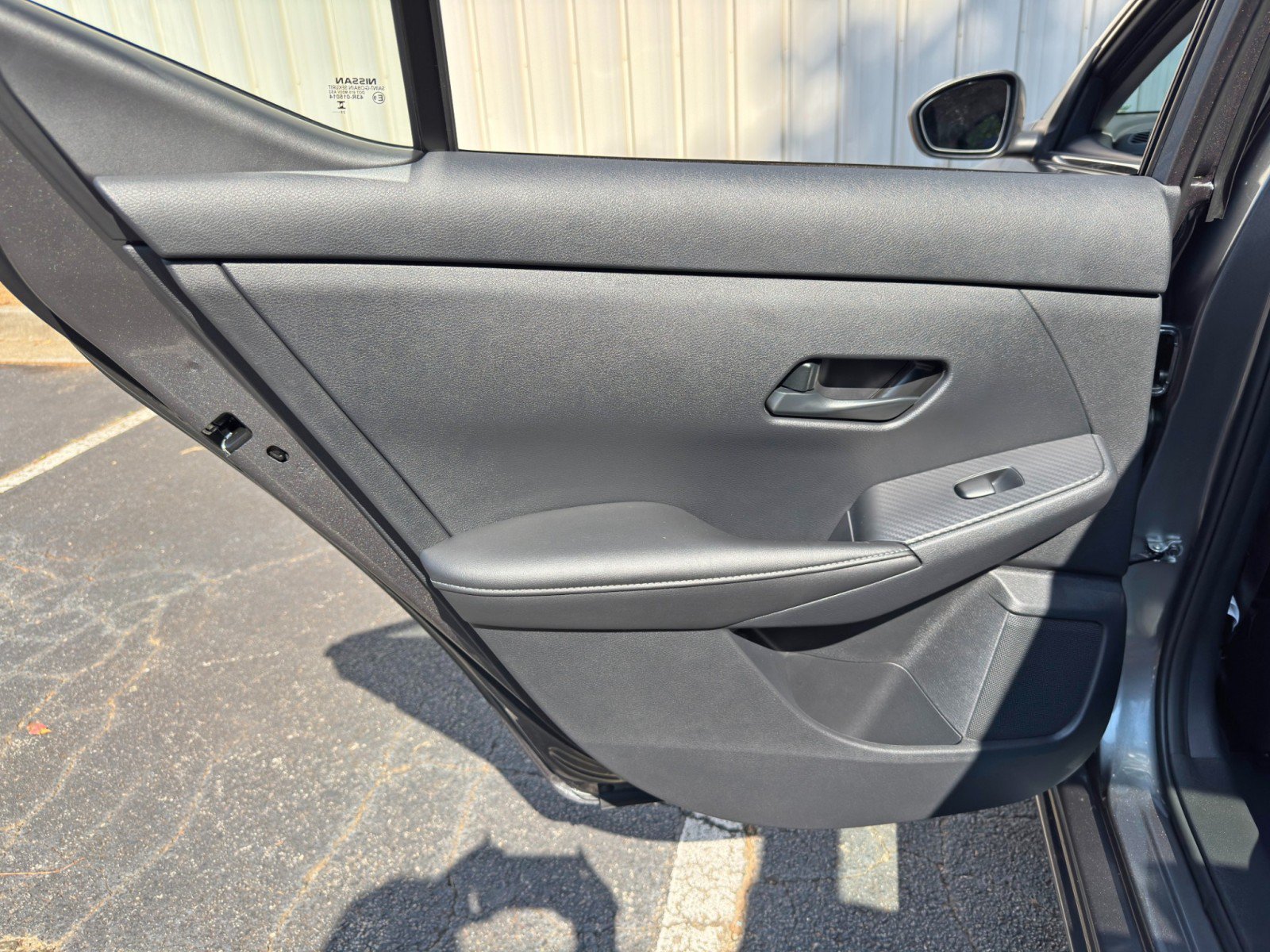 Used 2025 Nissan Sentra SV FWD image 36