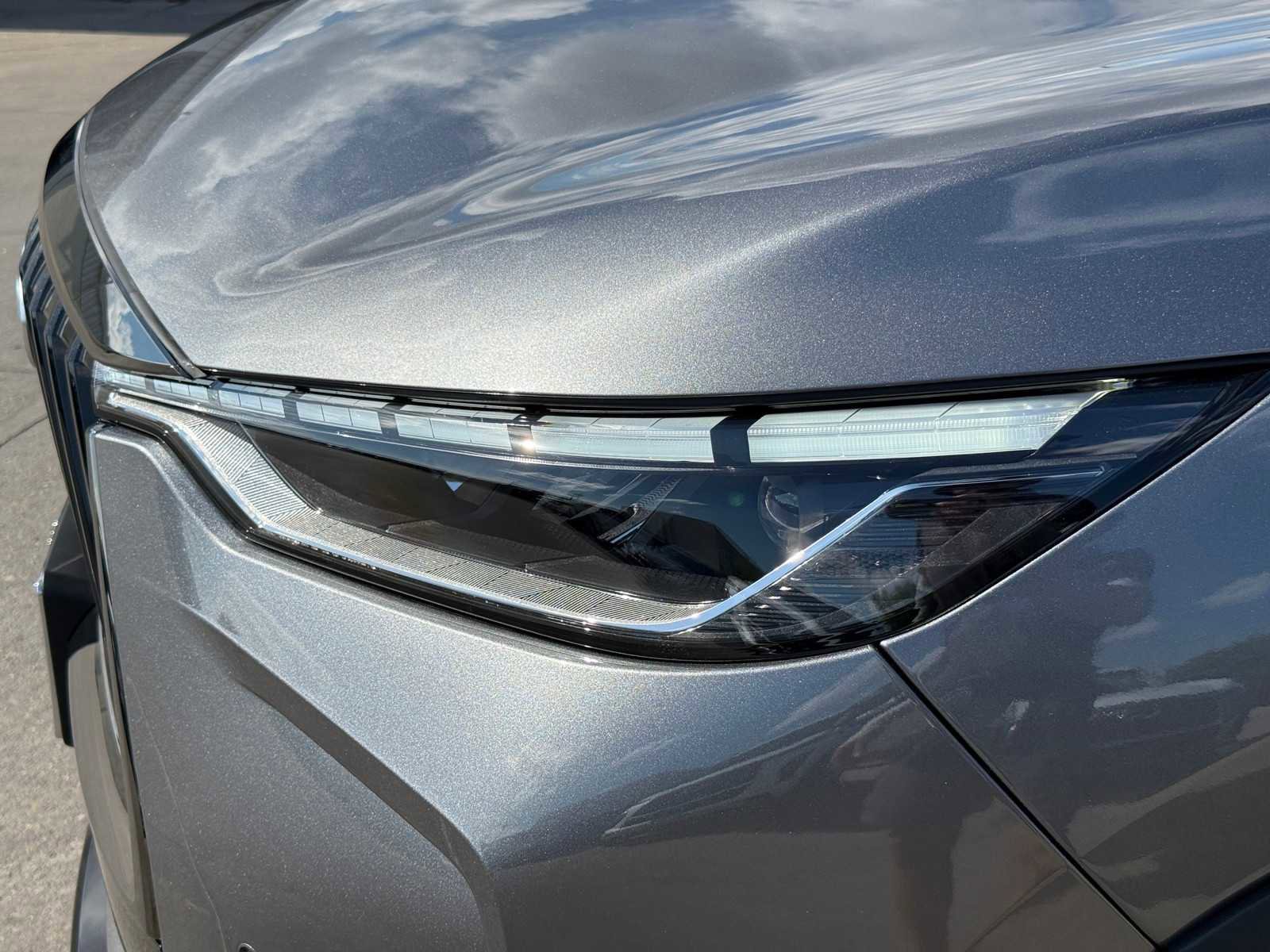 New 2026 INFINITI QX60 Luxe w/ Dark Cargo Package image 10