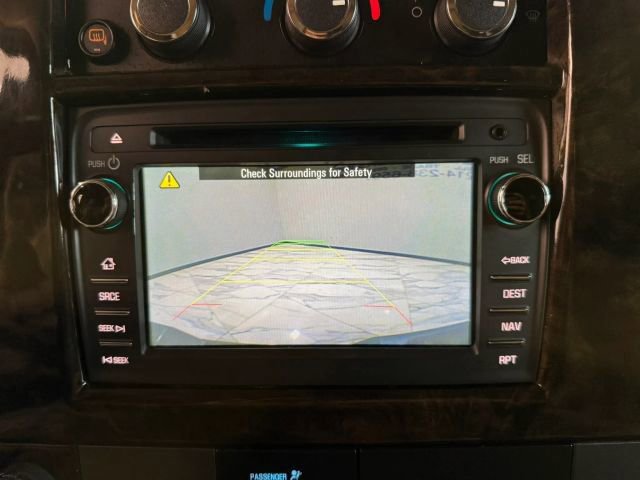 Used 2017 Chevrolet Express 2500 RWD image 19