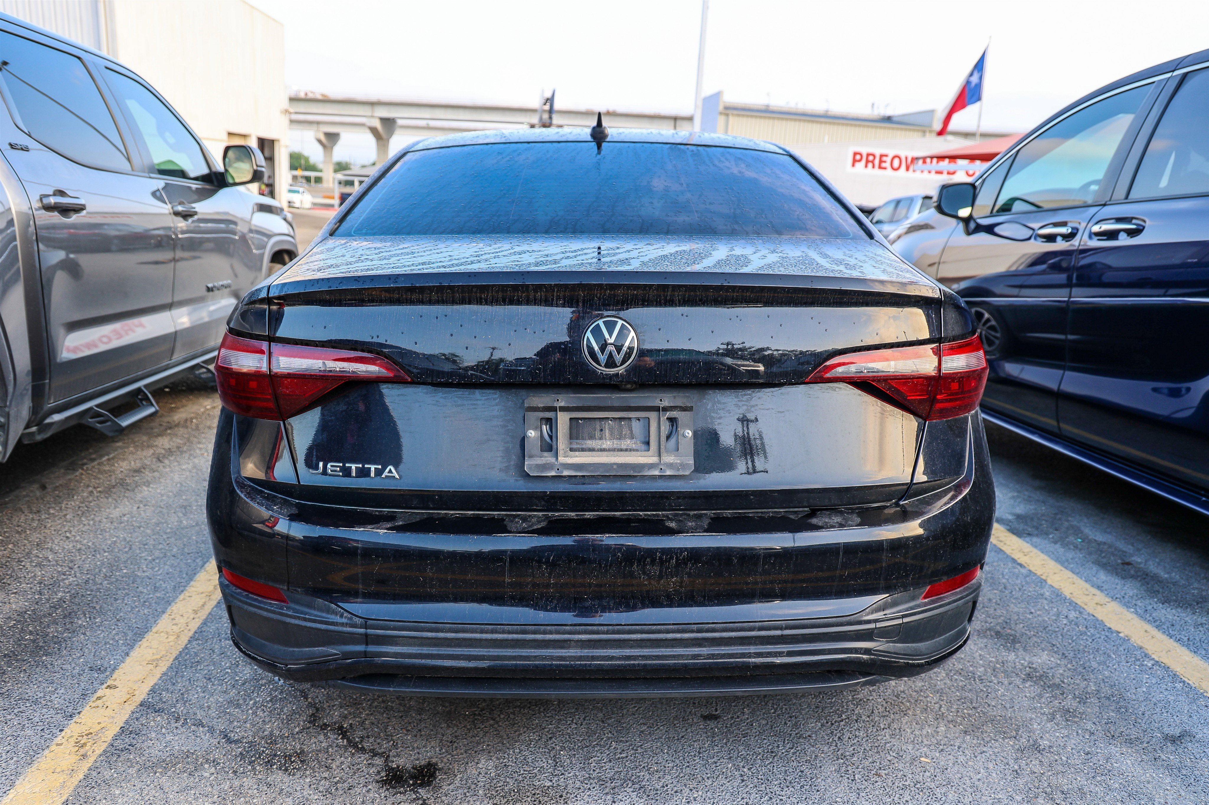 Used 2024 Volkswagen Jetta Sport FWD image 9
